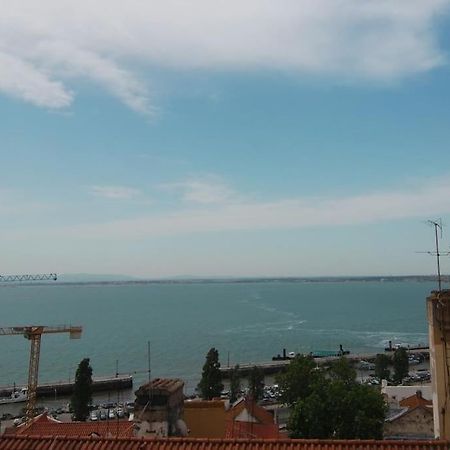 ליסבון Historical Center Alfama - Stunning River Views מראה חיצוני תמונה