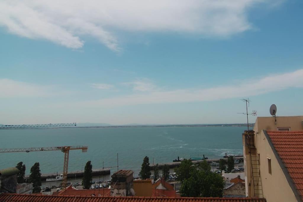 ליסבון Historical Center Alfama - Stunning River Views מראה חיצוני תמונה